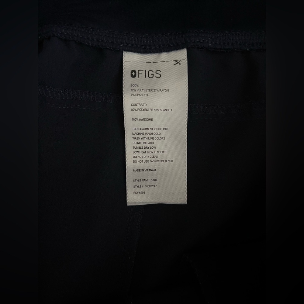 FIGS Women’s Kade Cargo Scrub Pants Navy - 3X Petite - Picture 3 of 6